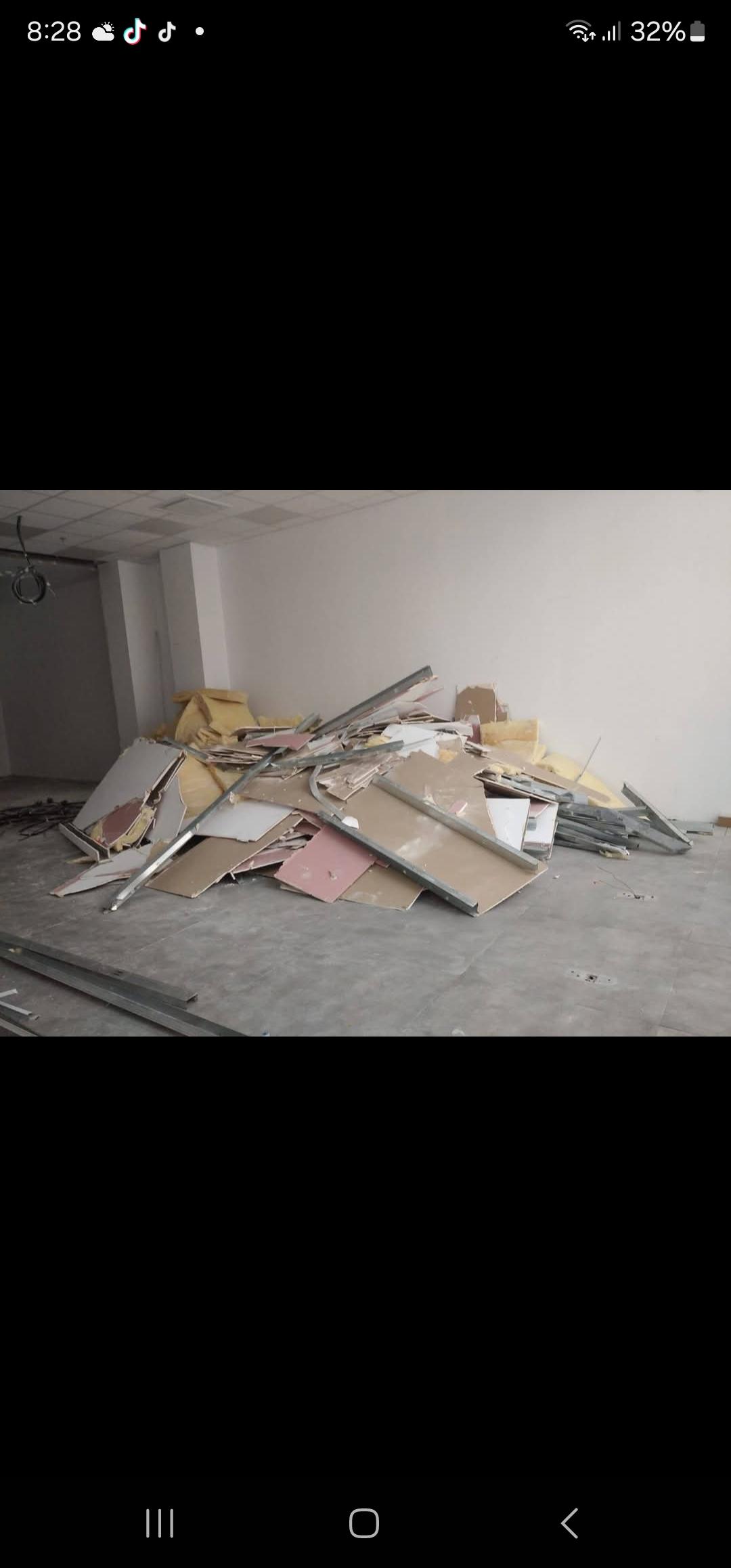 Efectuez debarasări din case grădini curți apartamente