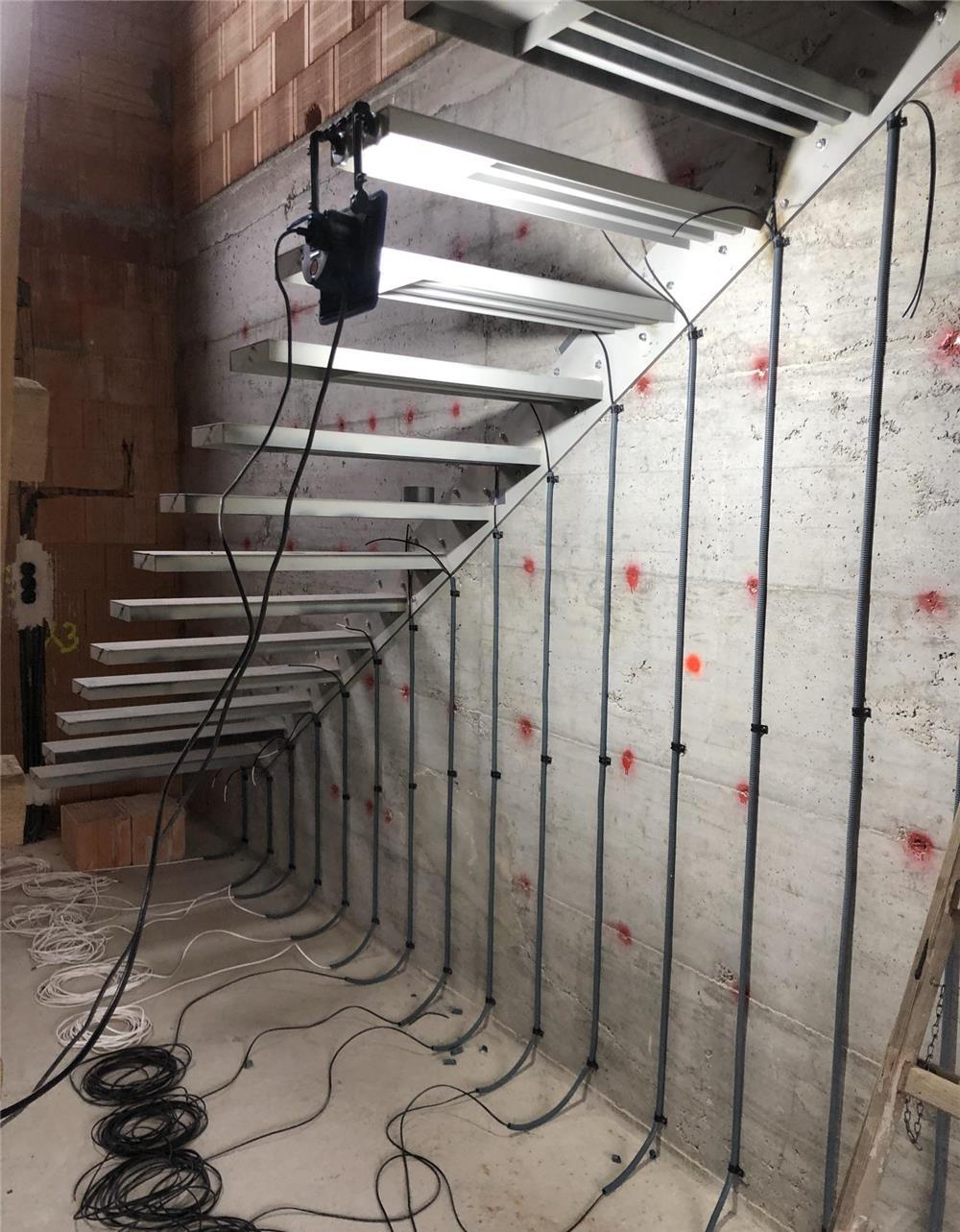 Electrician construcții