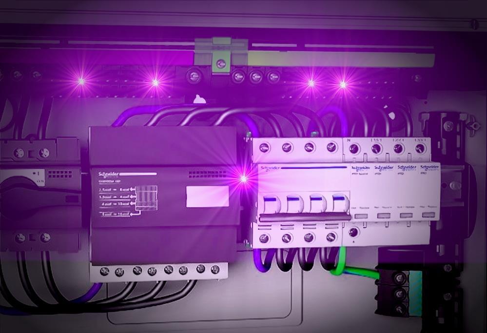 ELECTRICIAN PROFESIONIST