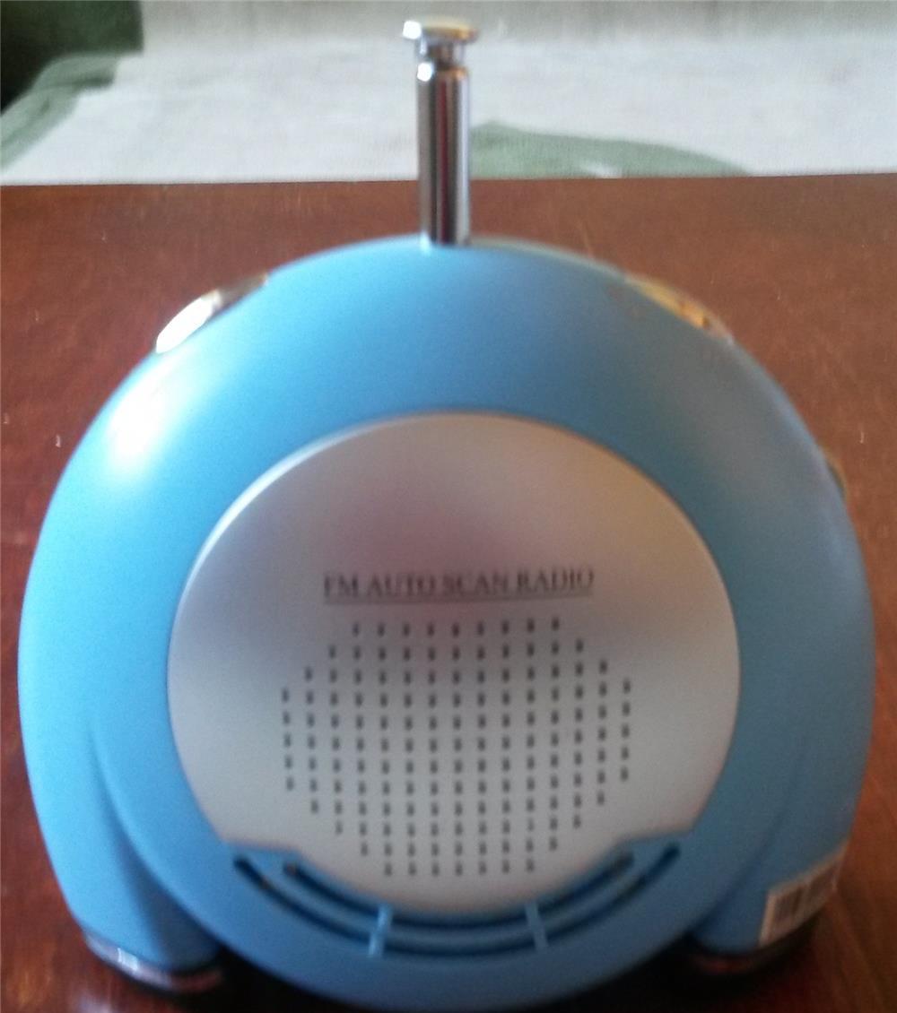 ELTA vintage FM Radio cu autoscan si mini ventilator