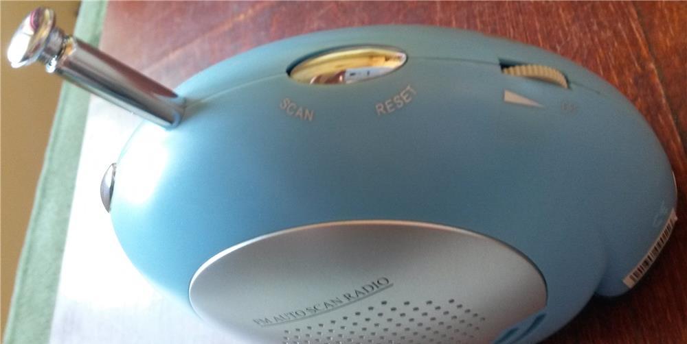 ELTA vintage FM Radio cu autoscan si mini ventilator