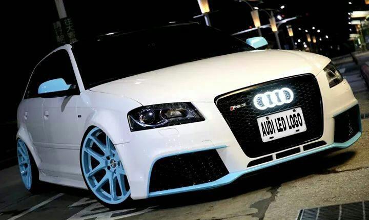 Emblema full led grila fata AUDI