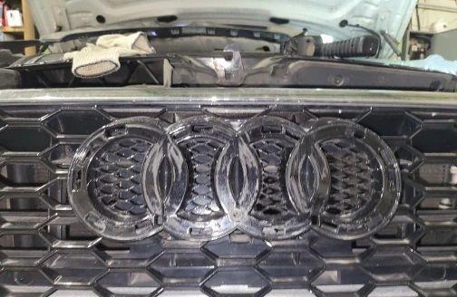 Emblema full led grila fata AUDI