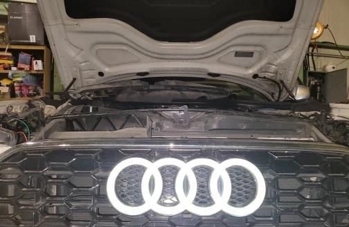 Emblema grila dedicata Led 27cmx9,5cm Audi