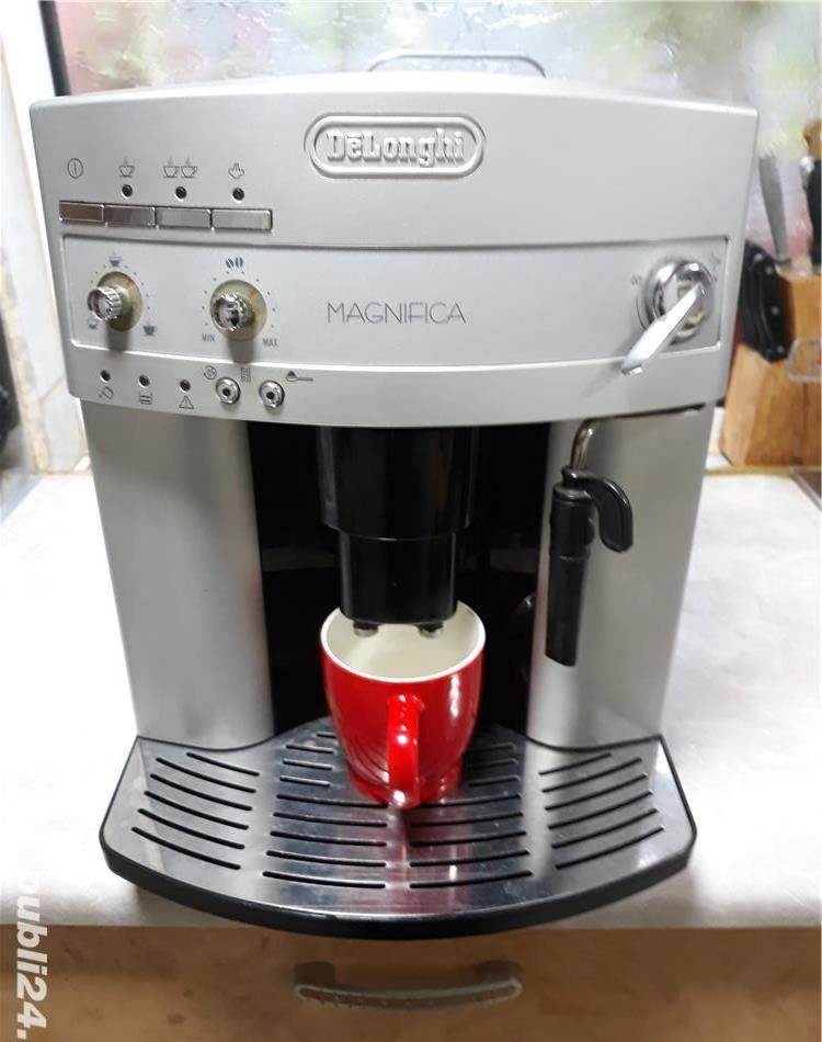 Espresor cafea Delonghi