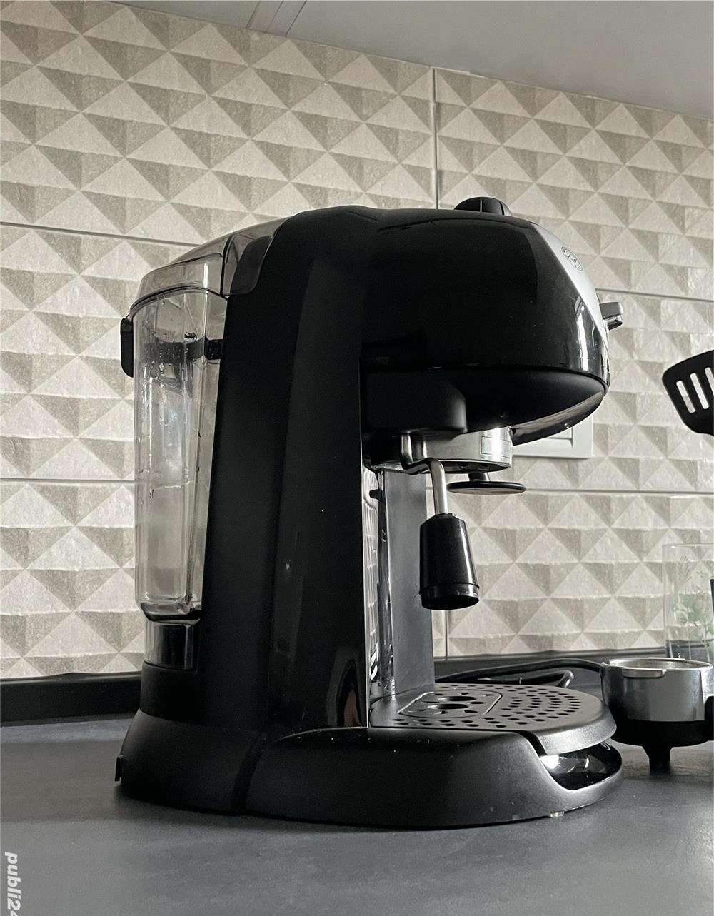 Espressor manual DeLonghi