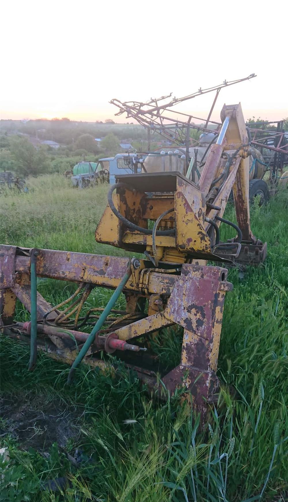 Excavator Masey Ferguson