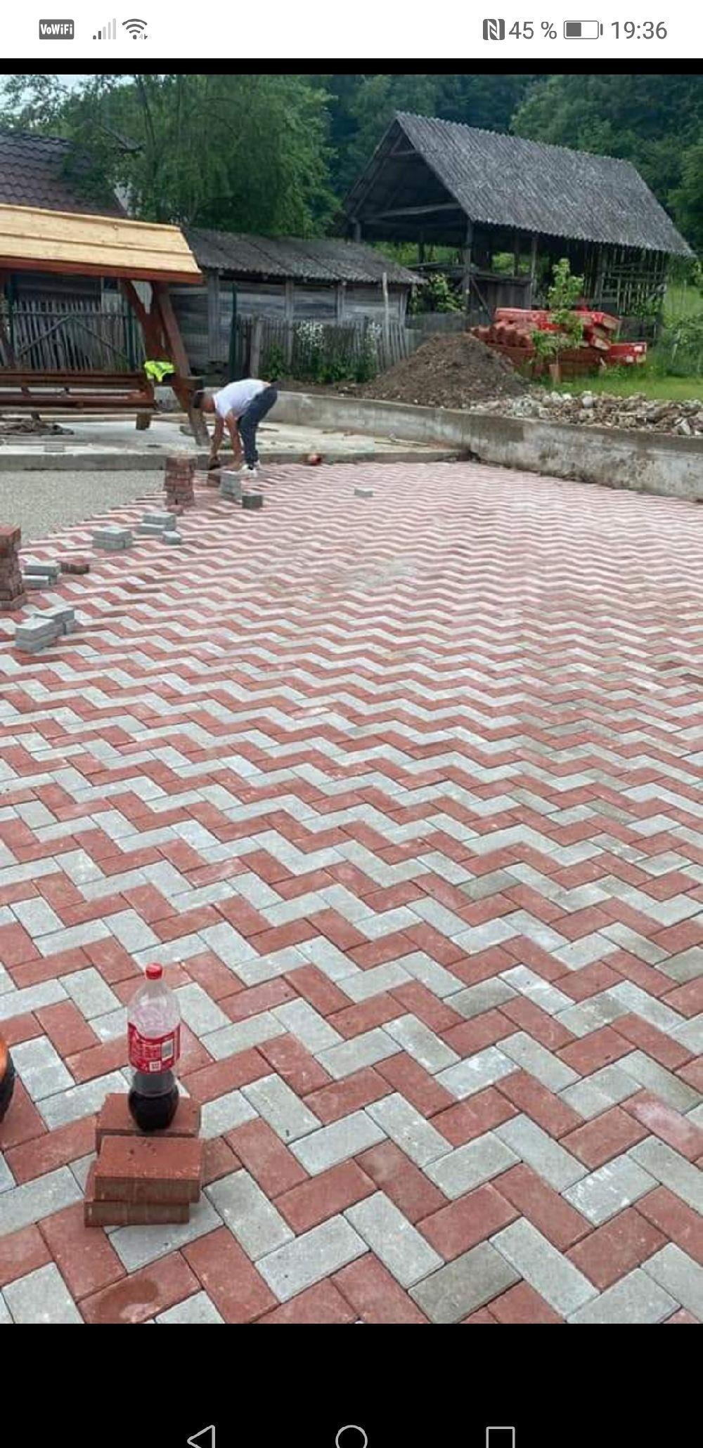 Execut lucrări de pavaje