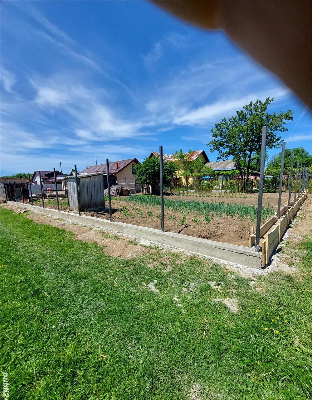 Execut lucrări interioare și exterioare