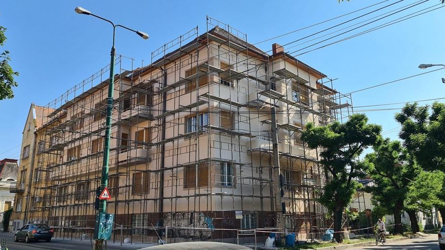 Executam lucrari finisaje, fatade, constructii la cheie