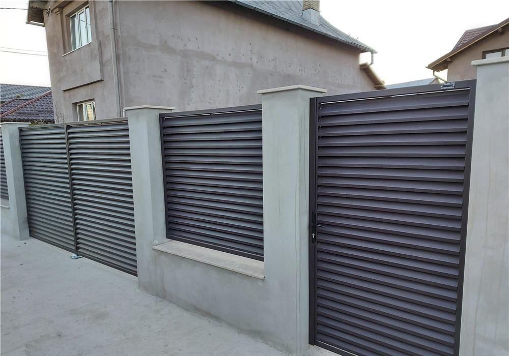 Executam porți garduri balustrade tabla decupata orice model vopsit în câmp electrostatic montaj inc