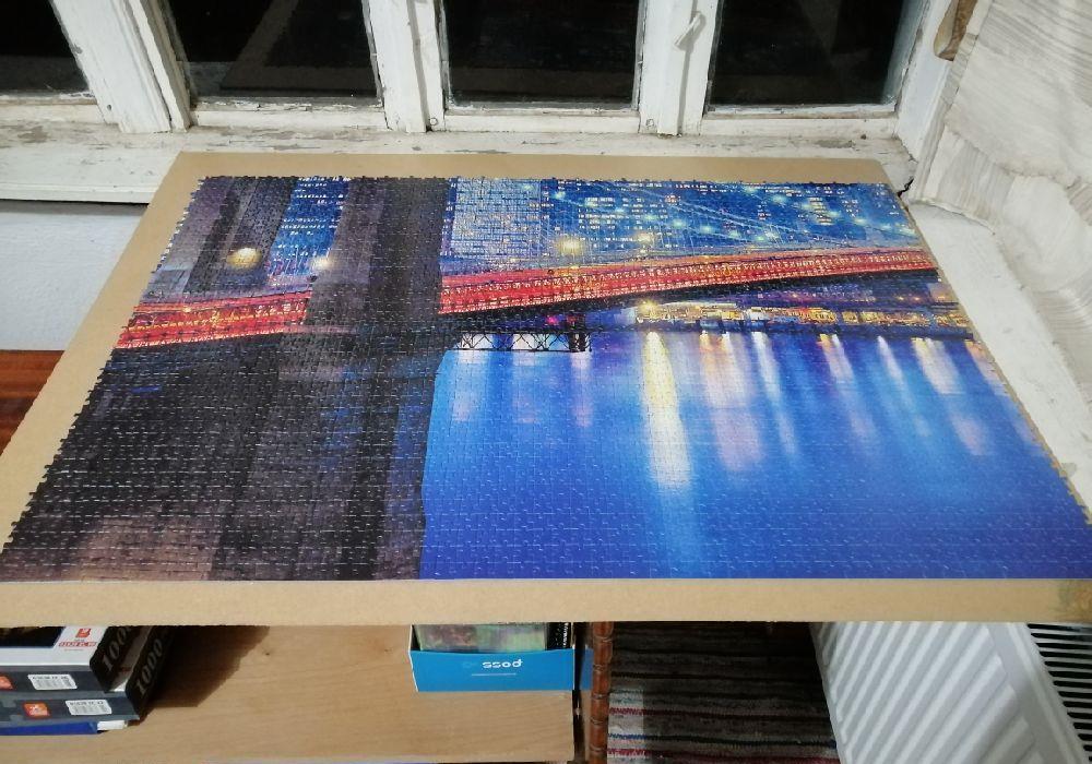 Fac comenzi la puzzle