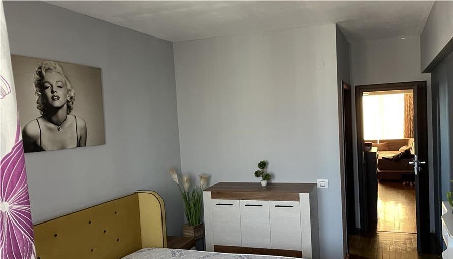 Faleza Nord - Apartament 3 camere - 2011