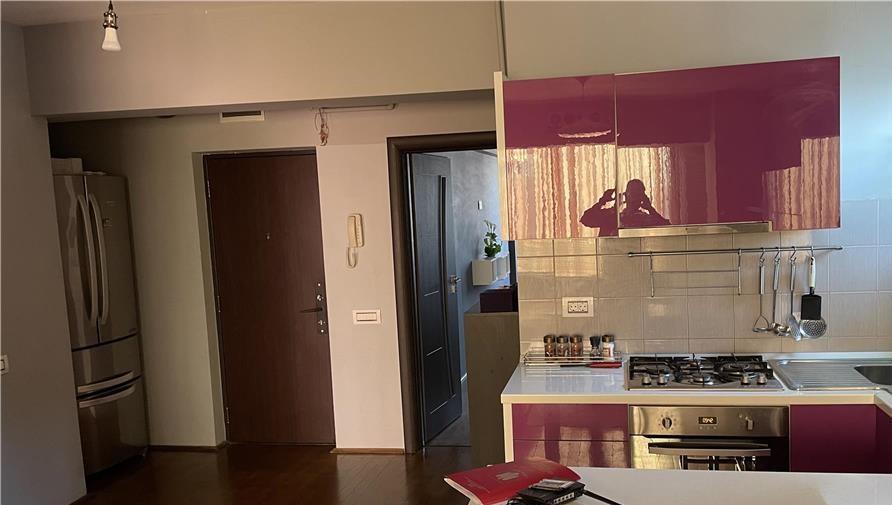 Faleza Nord - Apartament 3 camere - 2011