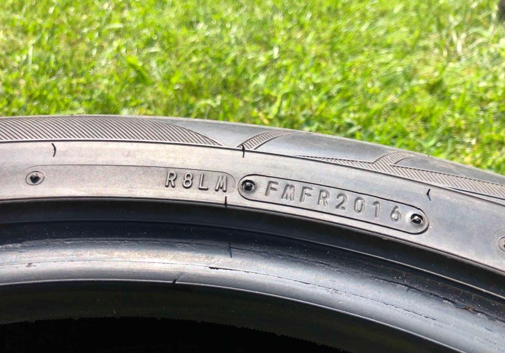 Falken Eurowinter HS449 XL 215/55/17 - 3 buc