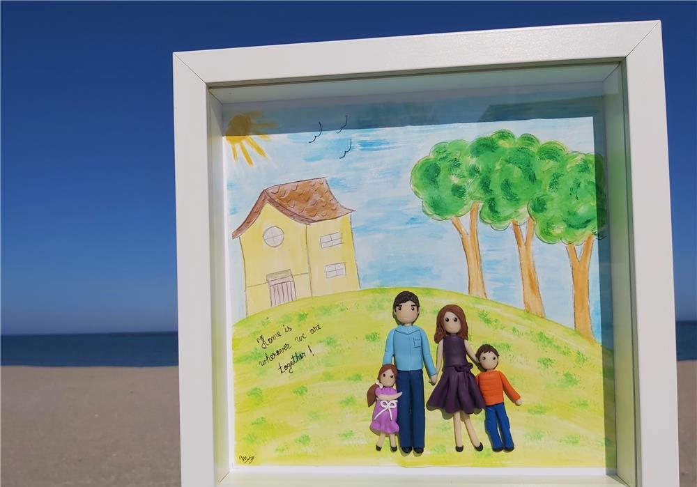 Familia Cadou casa noua nunta botez aniversare tablou cu figurine din fimo