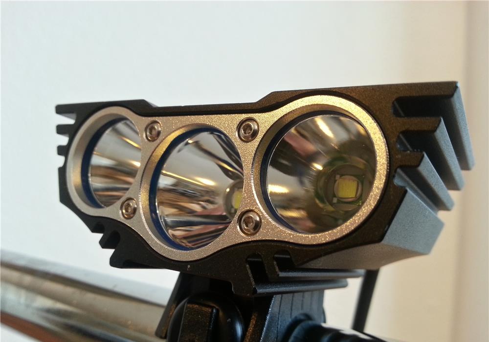Far bicicleta lanterna SolarStorm 3 LED CREE U2 Solar Storm