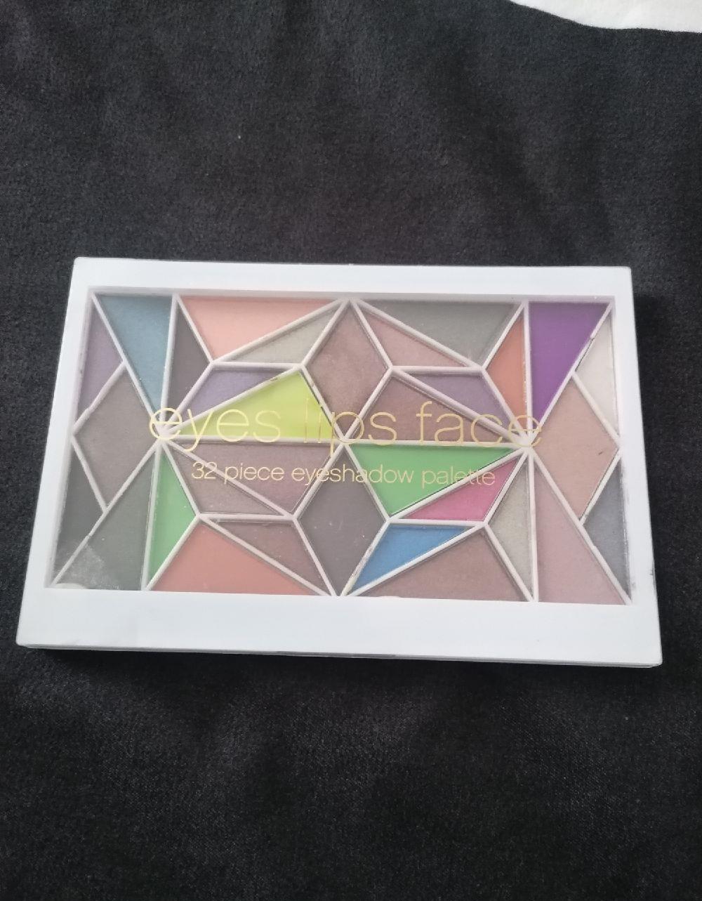 Farduri Mac, ciocolate, huda, geometric