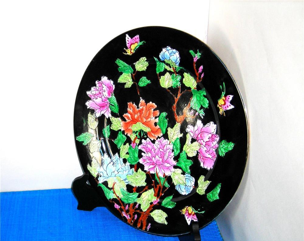 Farfurie mare 27 cm portelan famille noire, pictata manual, anii 1900-1920 - marcaj Qianlong, Qing D