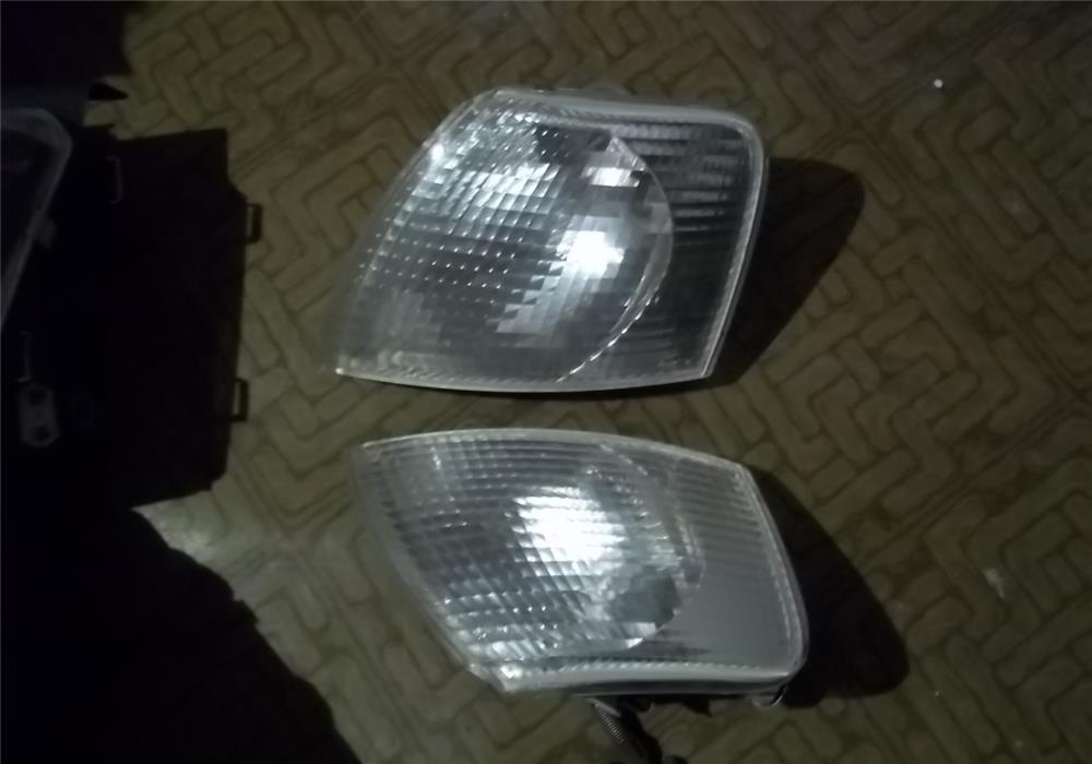 Faruri volkswagen passat 2000 benzina b5