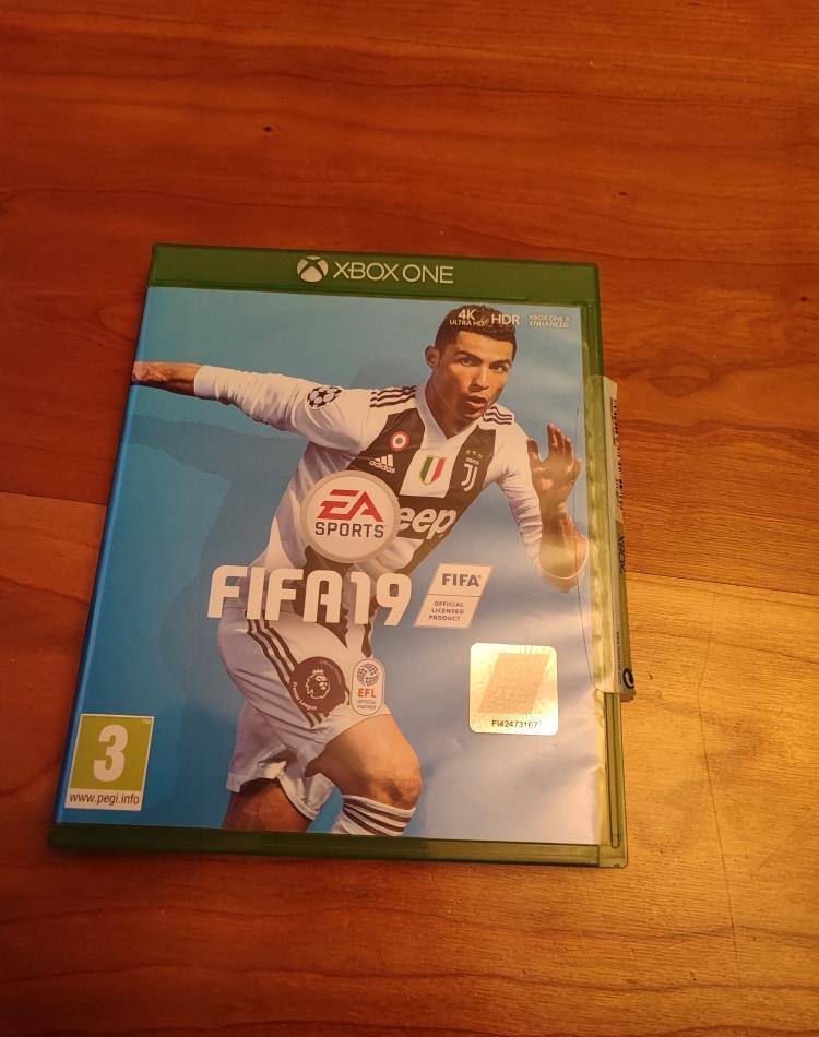 Film Incredibilli 2(dvd in limba romana) + Cadou Joc Fifa 19 Xbox One