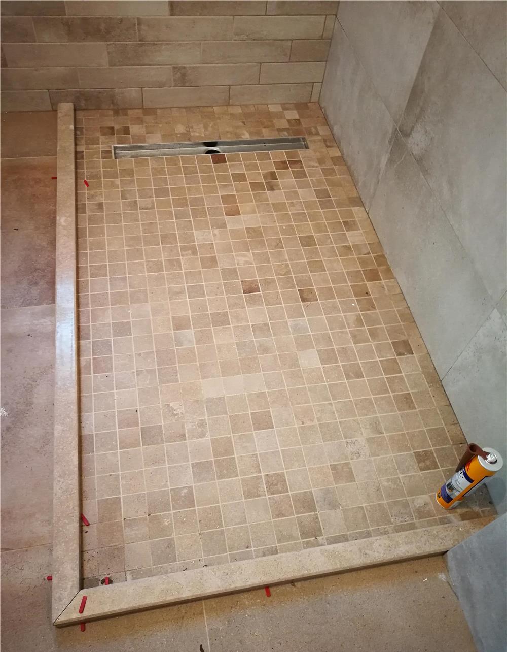 Finisaje interioare si exterioare 32 de ani experientă. Detaliile fac diferenta.