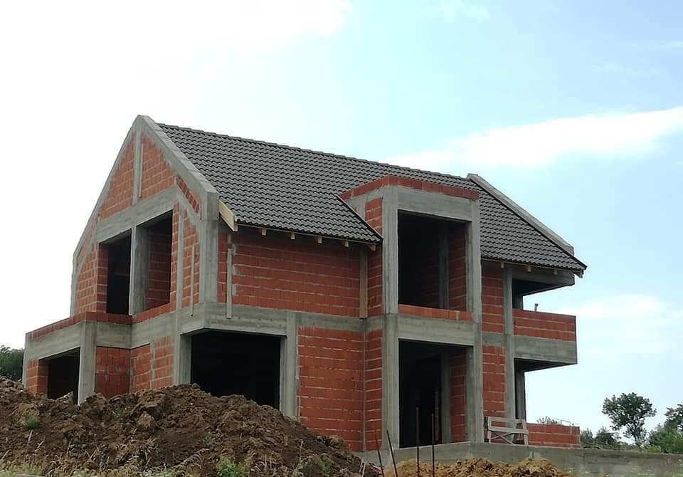 Firma de constructii executam case si ori ce lucrari in domeniu!