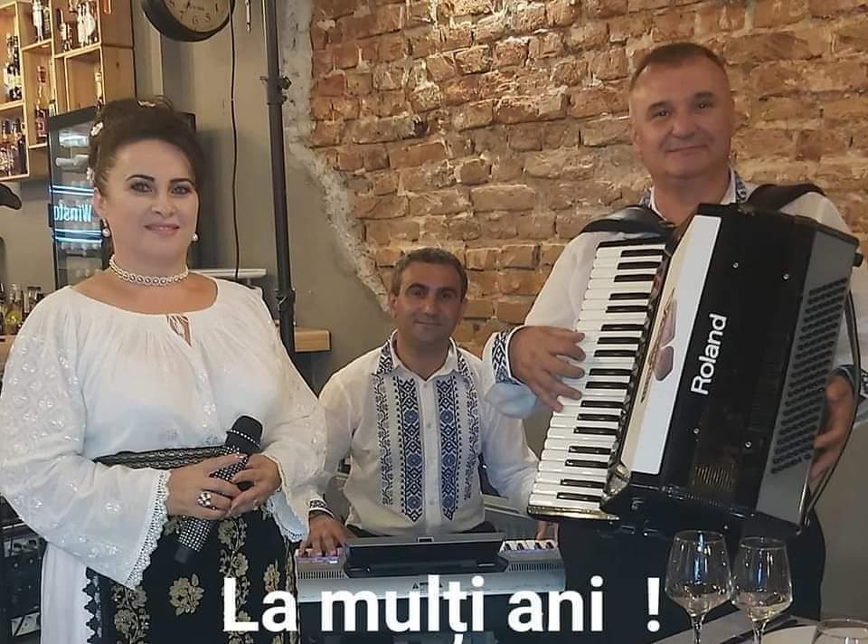 Folcloric BAND-seriozitate si profesionalism !