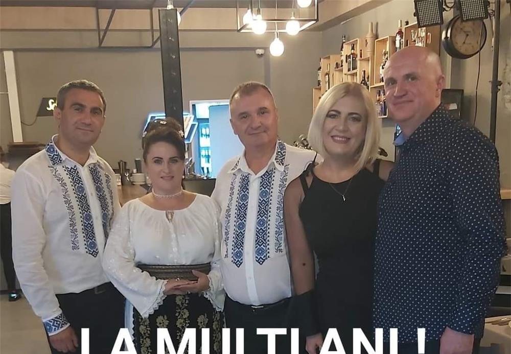 Folcloric BAND-seriozitate si profesionalism !