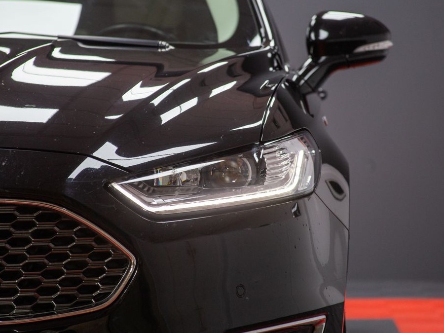 Ford Mondeo Vignale 2.0 Hybrid