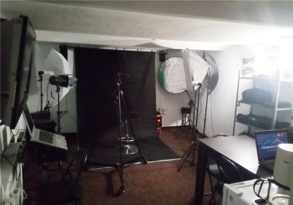 Fotograf, doresc colaborare