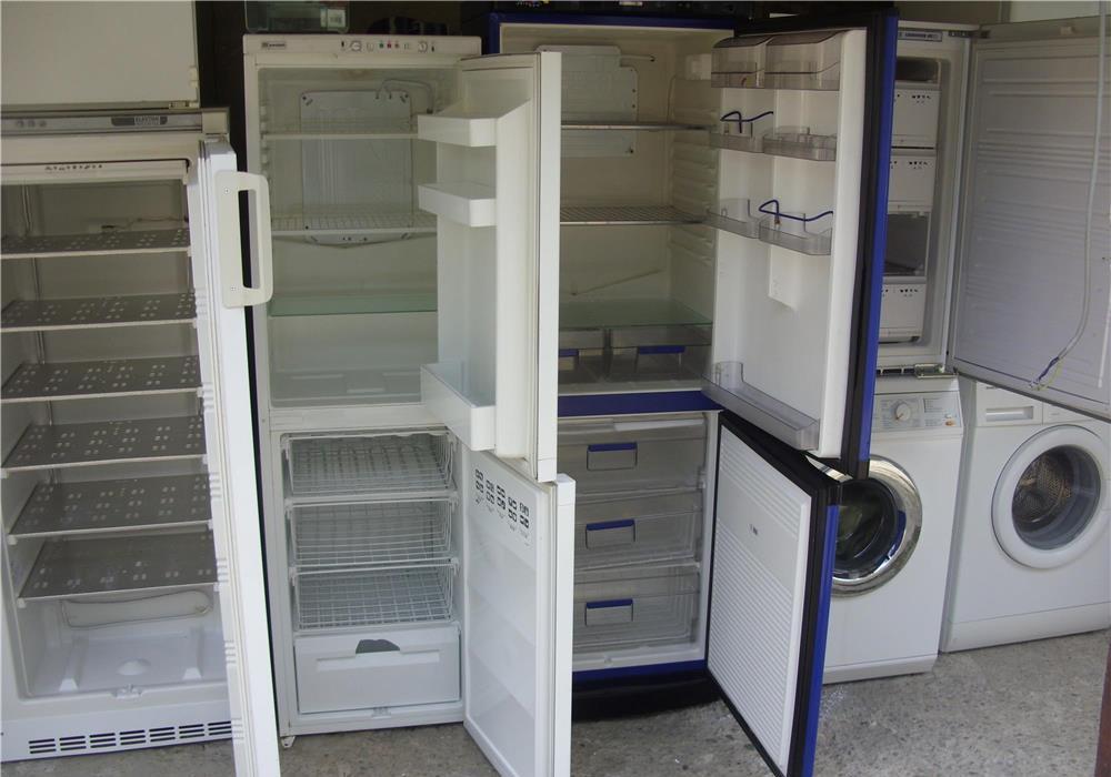 frigider /tip combina frigorifica artic beko/masina de spalat bosch beko
