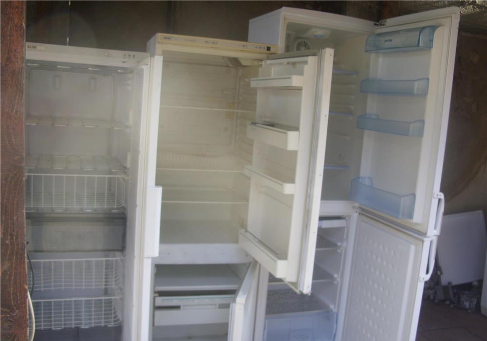 FRIGIDERE /COMBINE FRIGORIFICE  -- 450 LEI