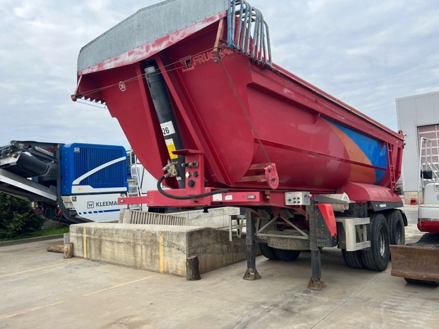 Fruehauf bascula