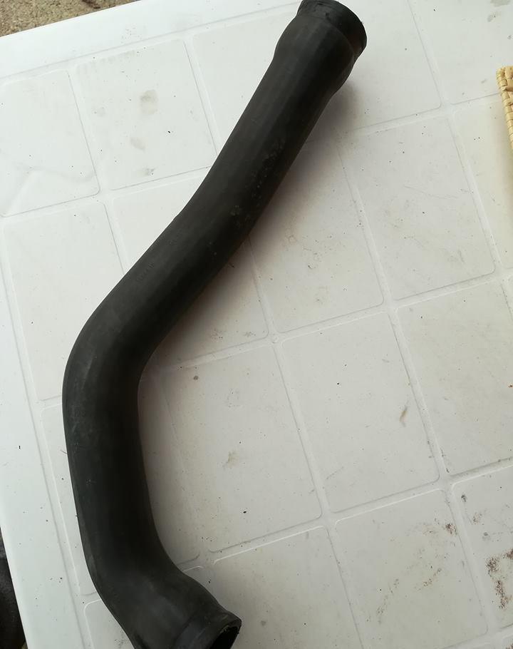 Furtun radiator pentru BMW seria 5 e39/seria 7 e38