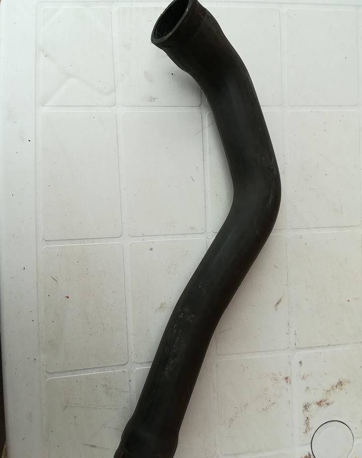 Furtun radiator pentru BMW seria 5 e39/seria 7 e38