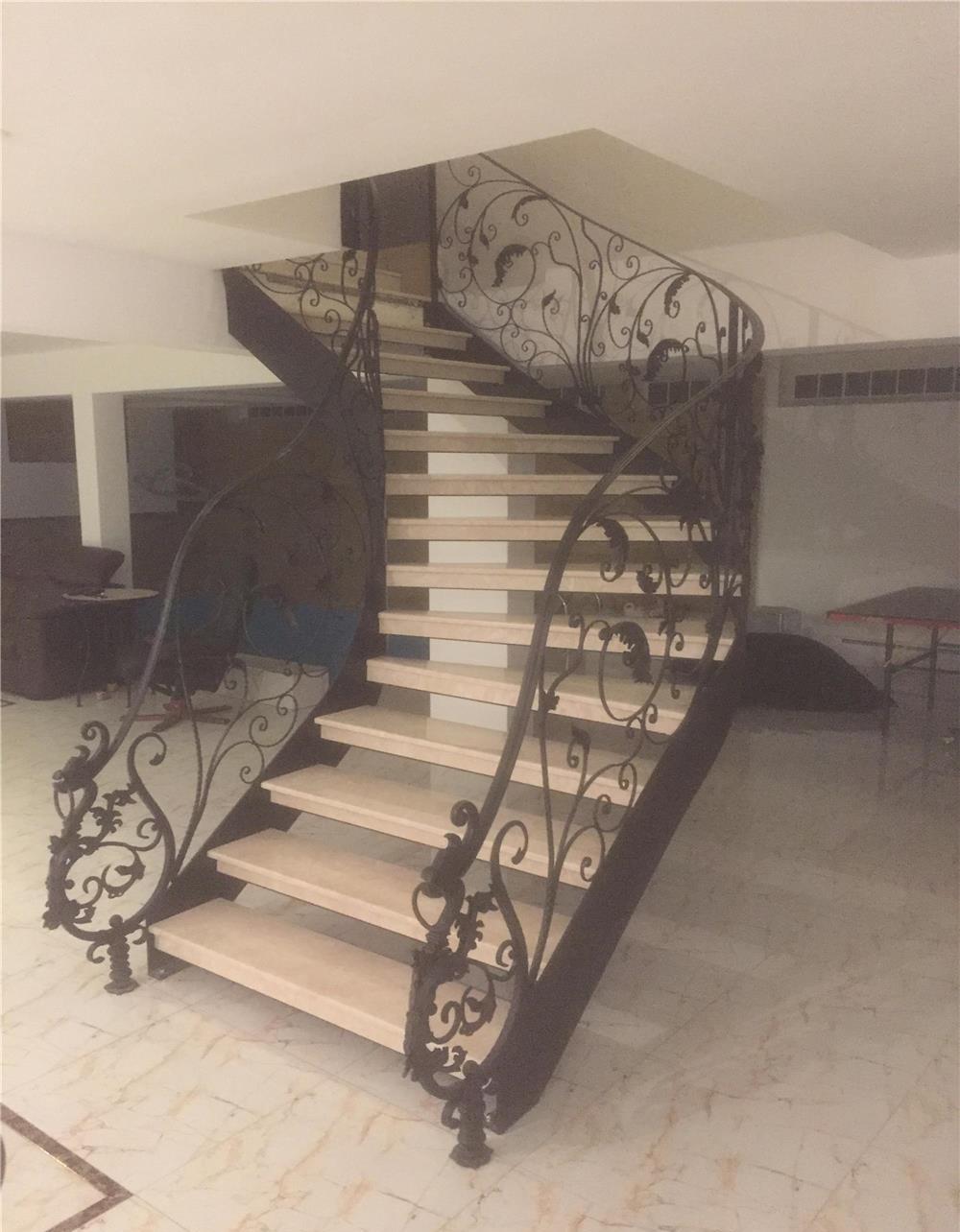 Garduri Porți Balustrade Scări