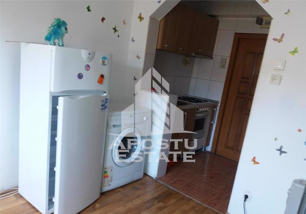 Garsoniera cu centrala proprie, Zona Soarelui