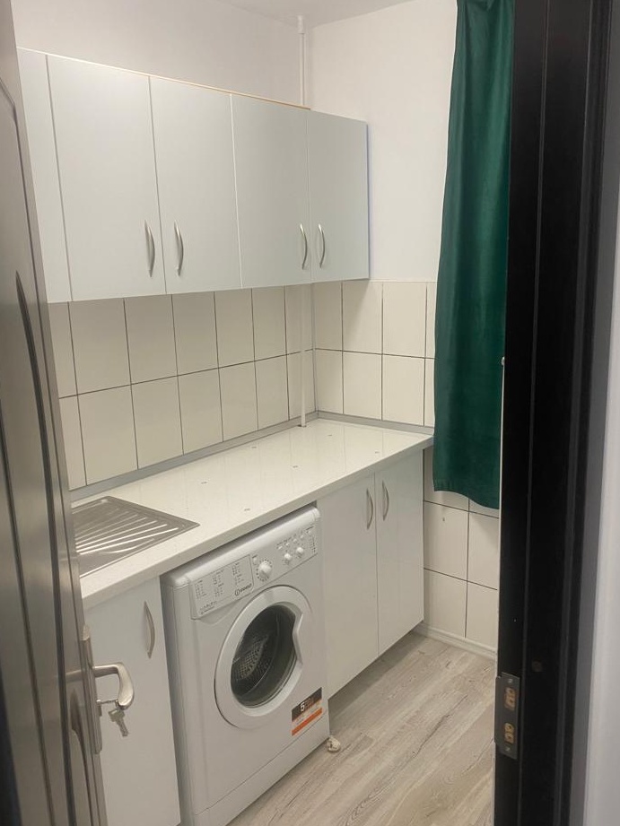 garsoniera de inchiriat regim hotelier