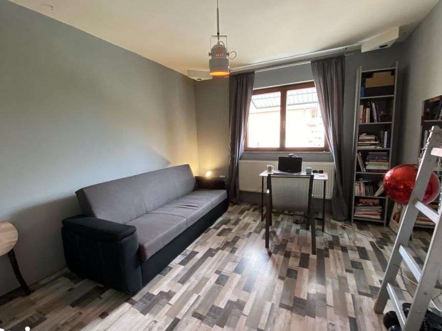 Garsoniera finisata modern Marasti