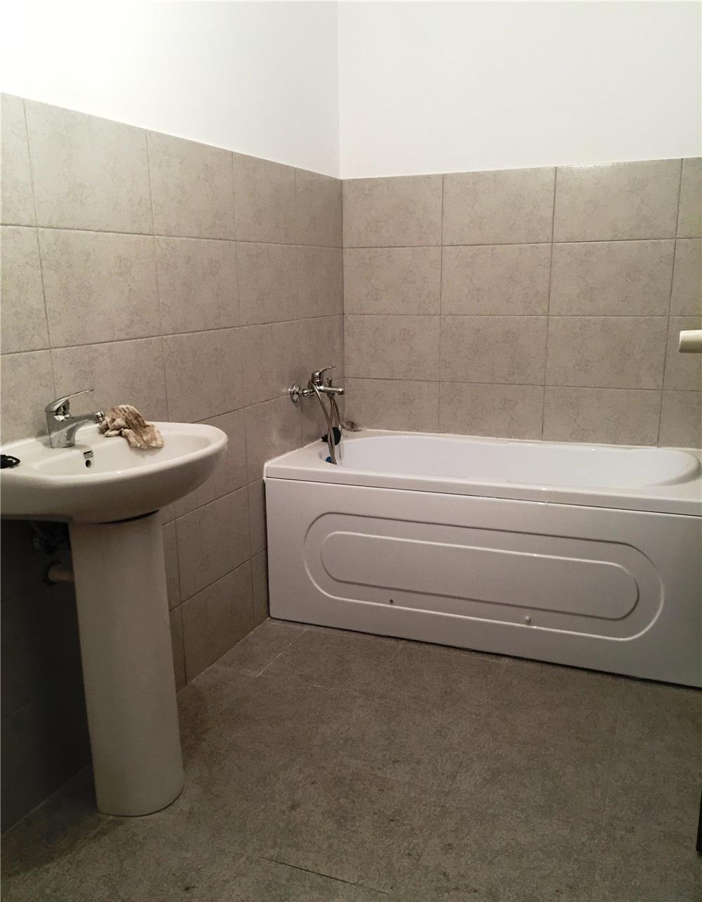 Garsoniera langa metrou Berceni, Bloc Finalizat, Mutare Imediata, Balcon Inchis!!!