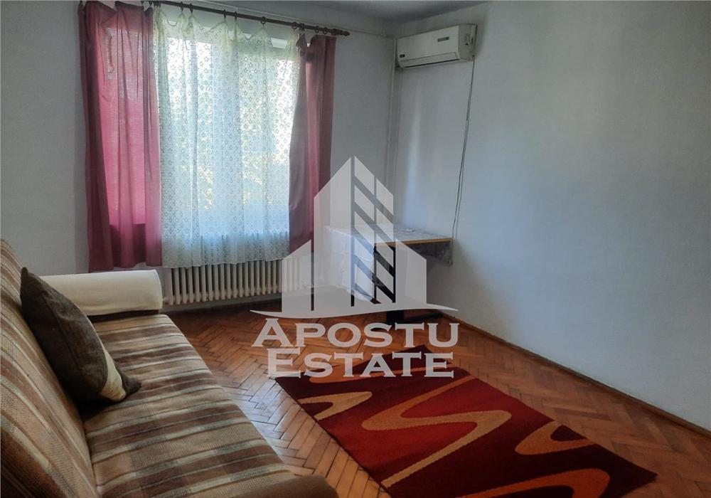 Garsoniera, Zona Complex Studentesc