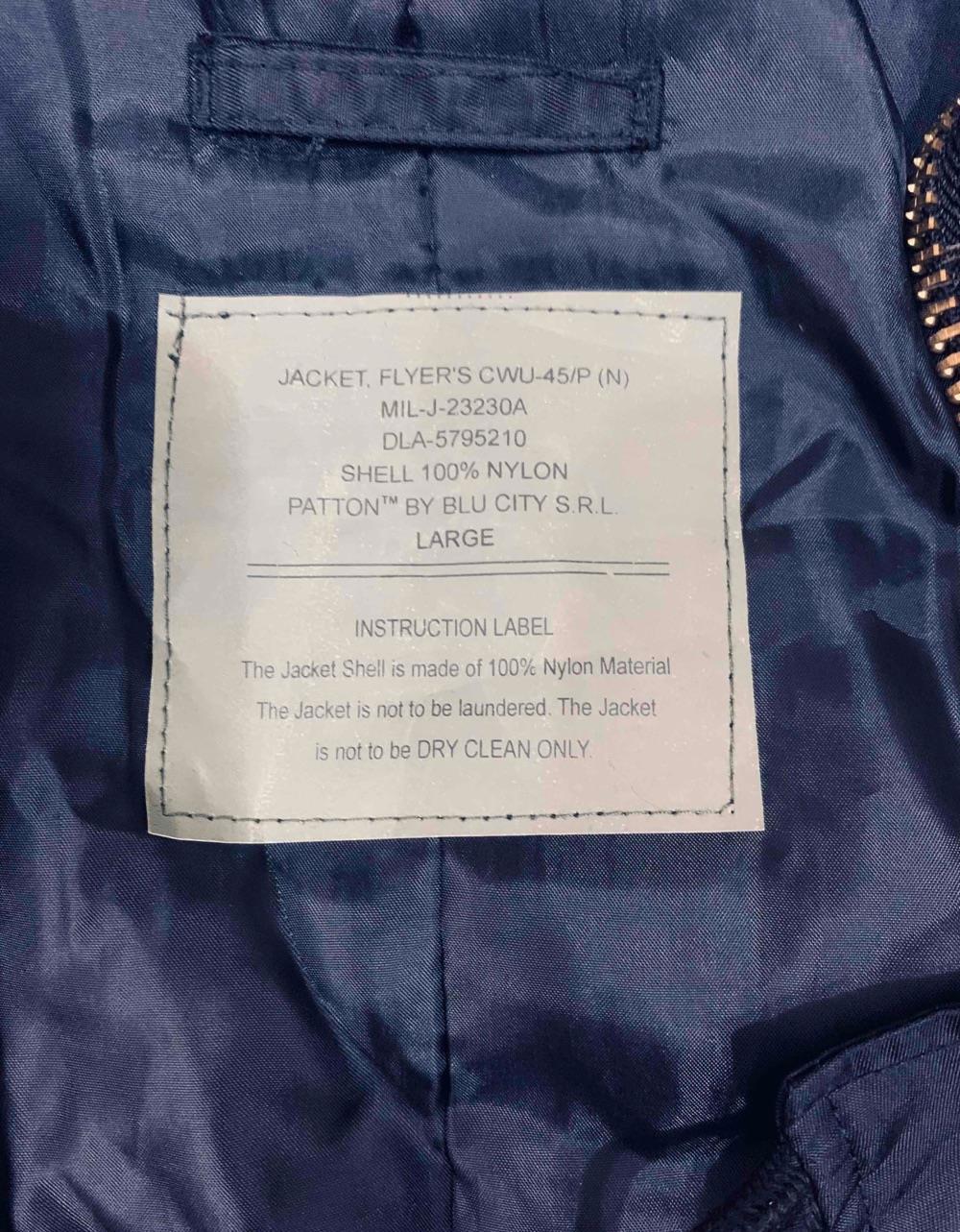 Geacă iarnă cu glugă