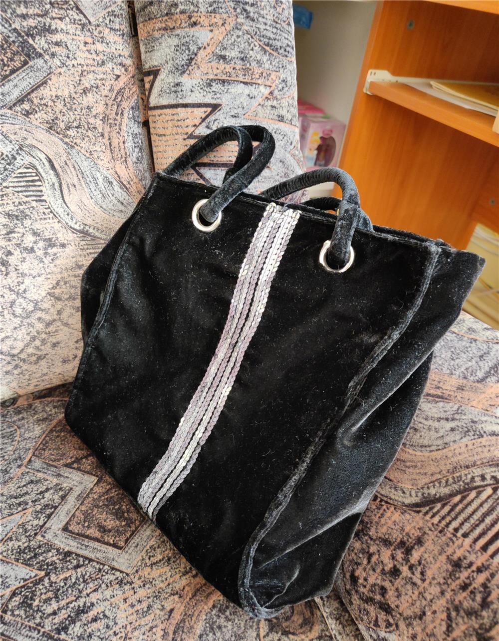 Geanta Catifea Neagra (Noua fara eticheta)
