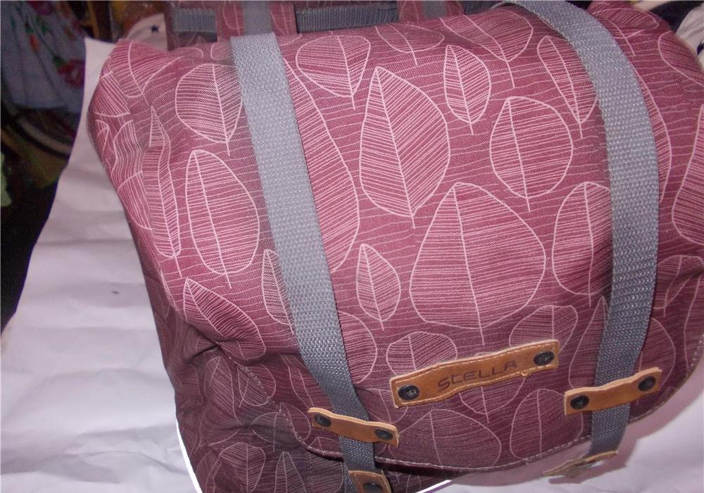 Geanta dubla portbagaj bicicleta genti mari L 35 cm inaltime 30 cm, renumita marca Stella din Suedia