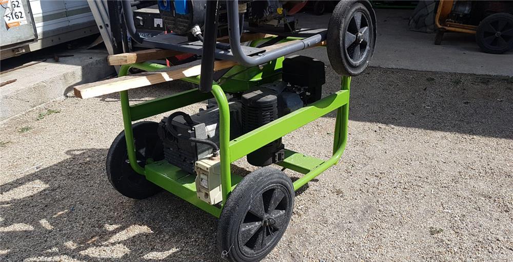 Generator curent cu aparat sudura incorporat-inchiriem