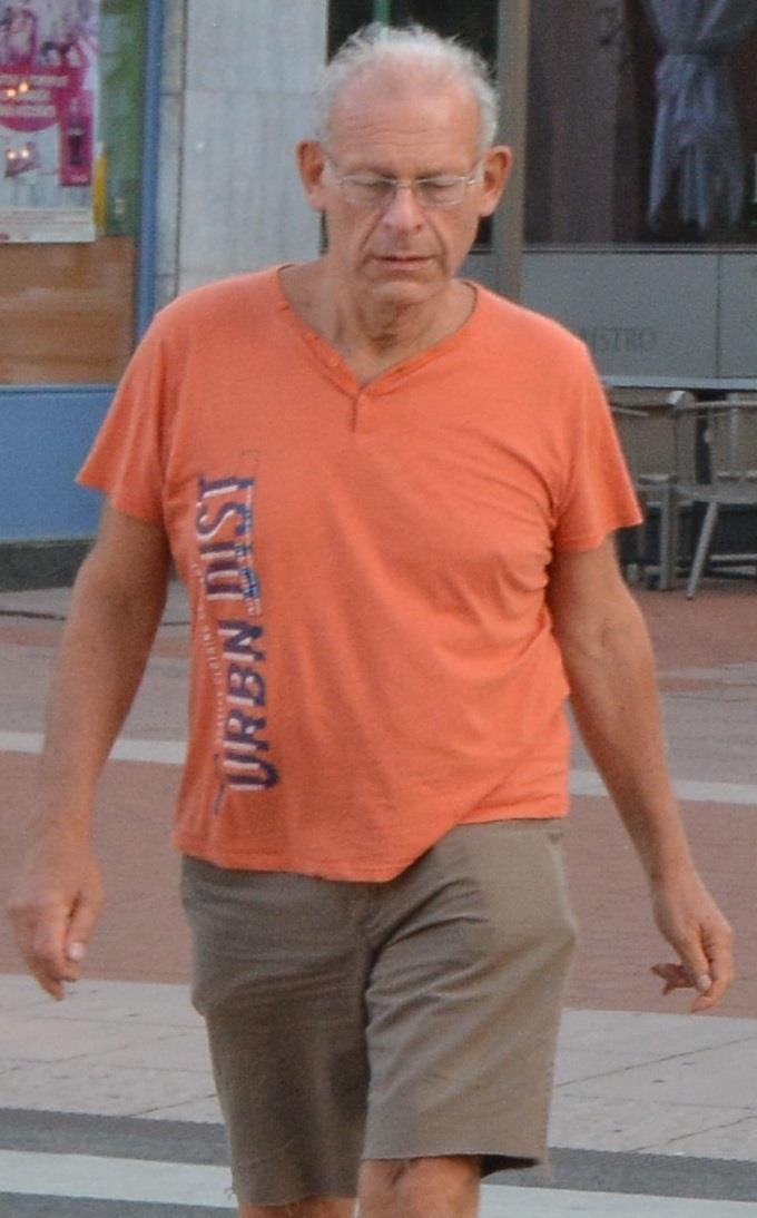 Gentleman pensionar cauta o doamnă sufletista care sa fie pasiunea si partenera lui.