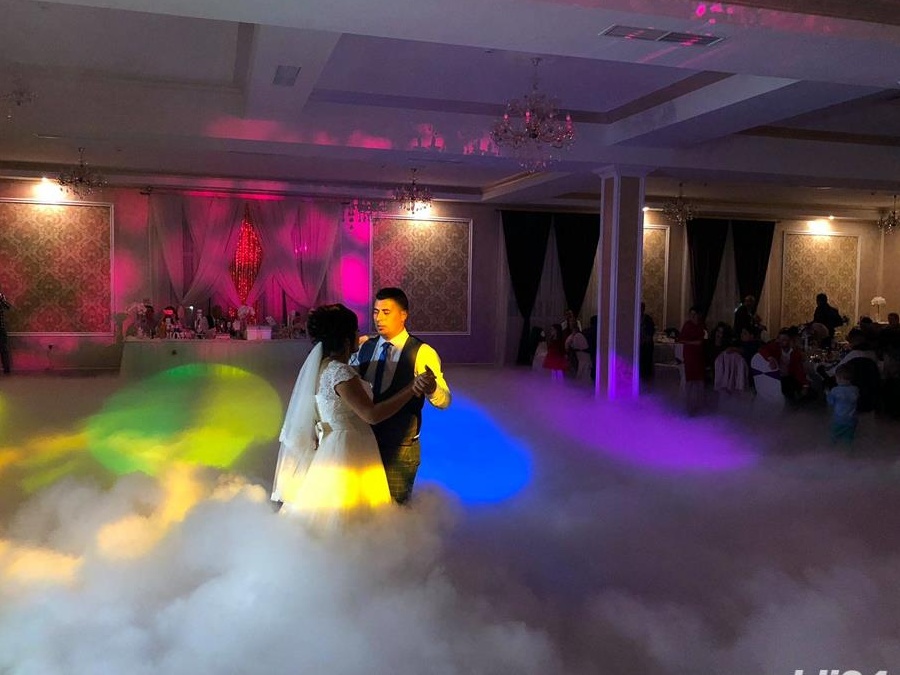 Gheata carbonica&fum greu dansul mirilor oglinda magica,dj,schela lumini