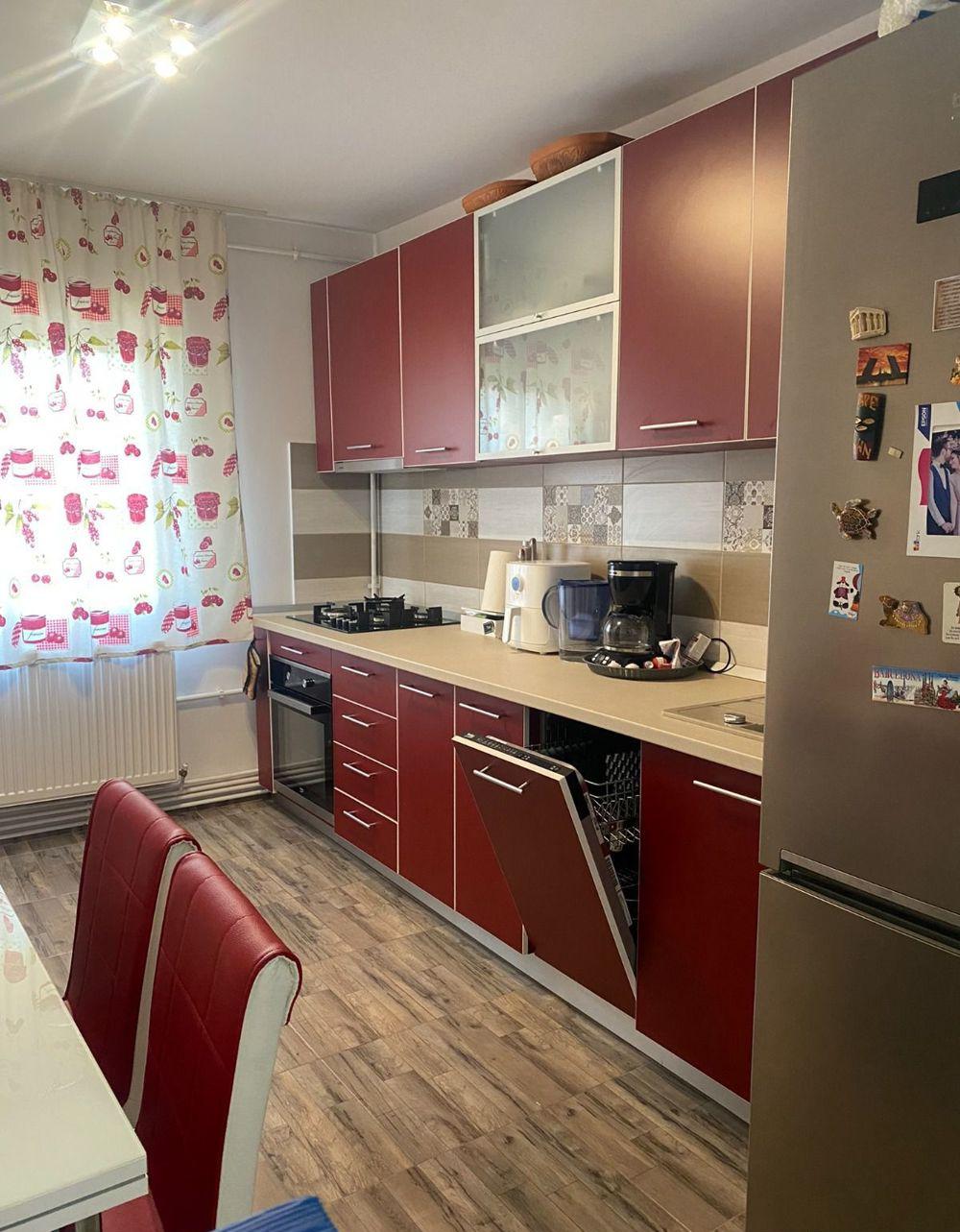 Girocului | Str. Mures-Drubeta | 3 camere | decomandat