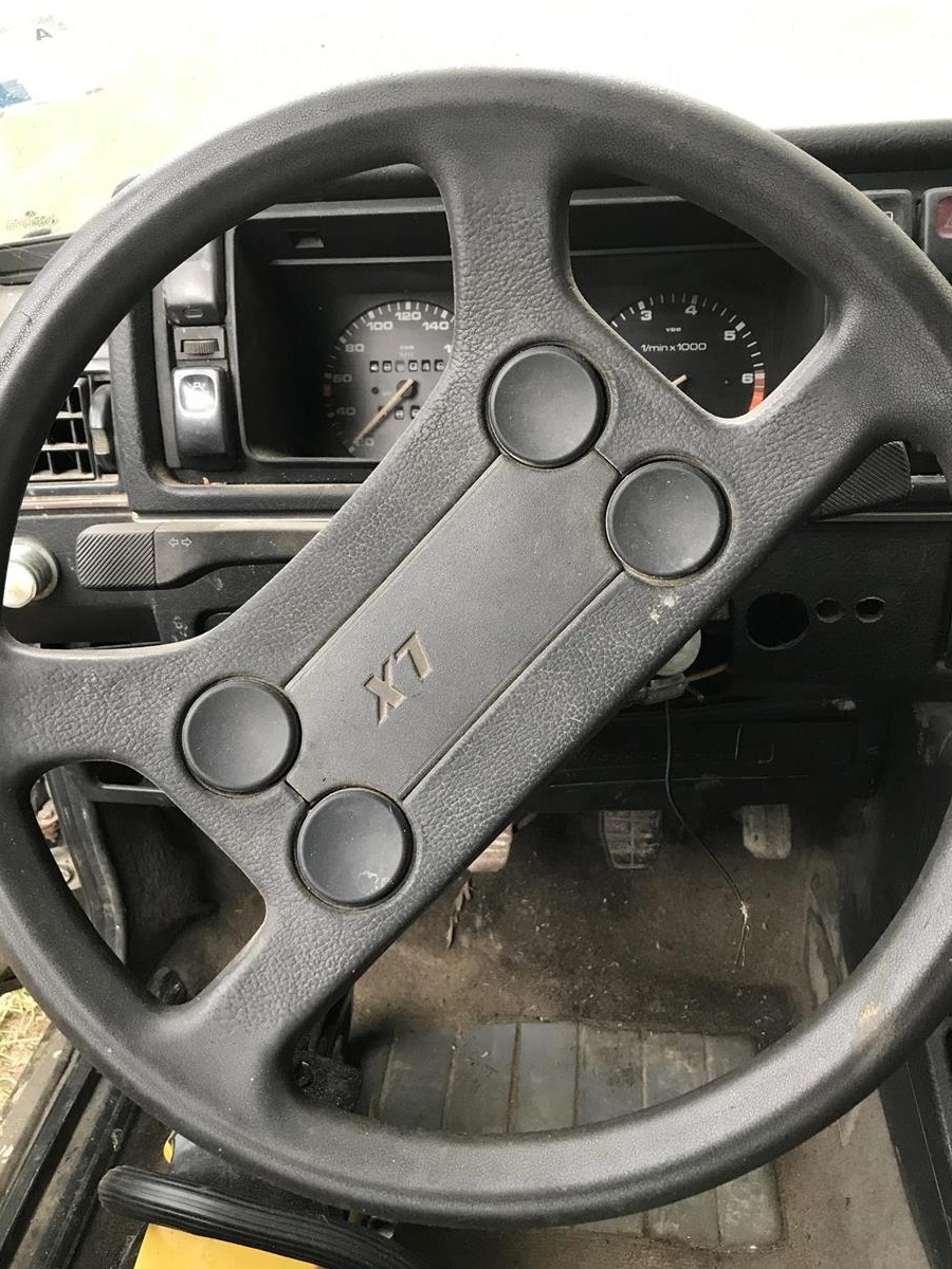 Golf 2 pentru dezmembrat